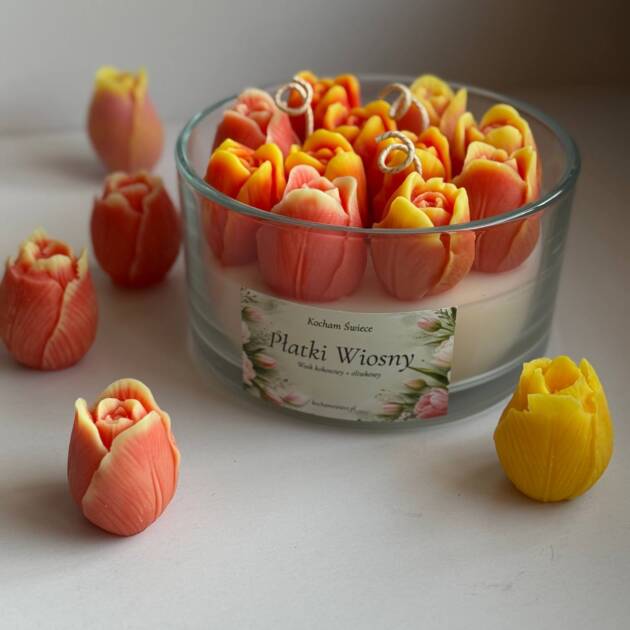 Świeca Płatki Wiosny, czerwona, 600 ml